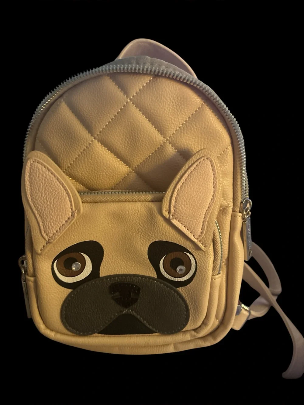 Betsy Johnson light pink pug small back pack. Excellent Condition.